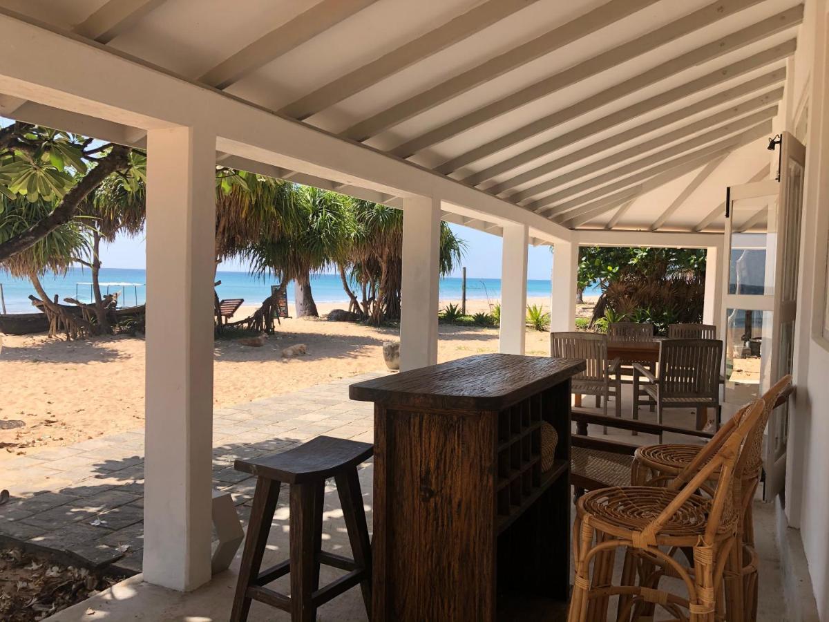 Moon Isle Beach Bungalow Nilaveli Zewnętrze zdjęcie