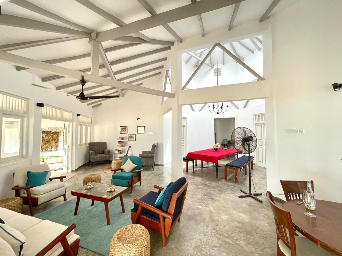 Moon Isle Beach Bungalow Nilaveli Zewnętrze zdjęcie