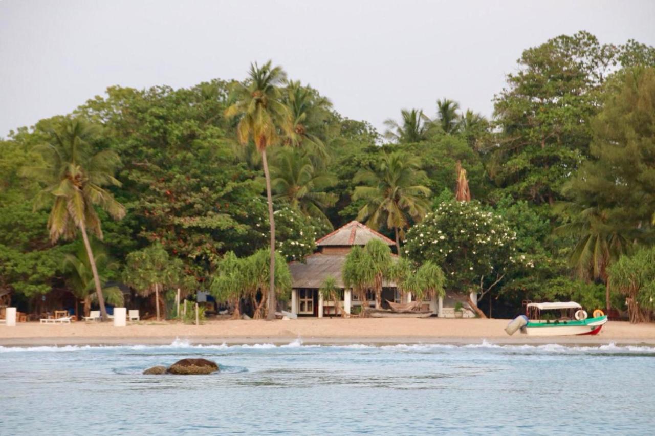 Moon Isle Beach Bungalow Nilaveli Zewnętrze zdjęcie